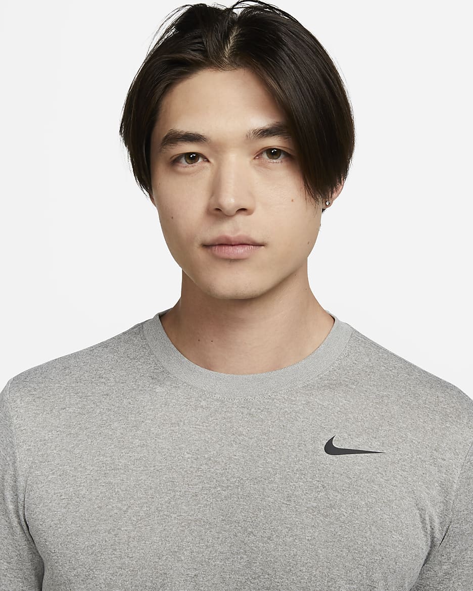 NIKE公式】ナイキ Dri-FIT レジェンド メンズ ロングスリーブ フィットネストップ.オンラインストア (通販サイト)